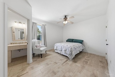 (PAID OFF SOLAR PANELS :)- Immaculate custom built home in - photo 44