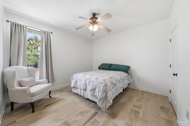 (PAID OFF SOLAR PANELS :)- Immaculate custom built home in - photo 46