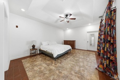 (PAID OFF SOLAR PANELS :)- Immaculate custom built home in - photo 48