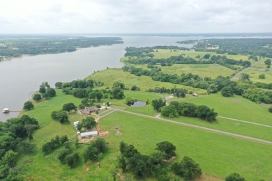 #12 Jewett-3/2/2 Attached Garage, +/-18.49 Lakefront Acres - photo 2
