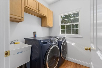 19 Cassandra Lane is a beautiful combination of some classic - photo 29