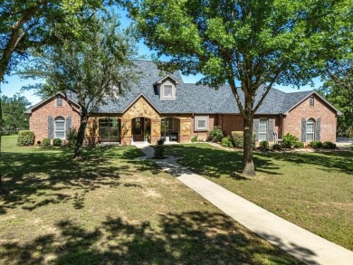 Lake Home For Sale in Bridgeport, Texas