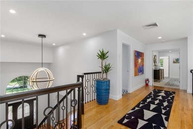 19 Cassandra Lane is a beautiful combination of some classic - photo 31