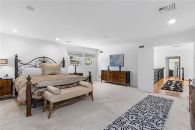 19 Cassandra Lane is a beautiful combination of some classic - photo 34