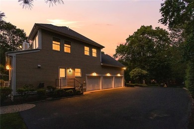 19 Cassandra Lane is a beautiful combination of some classic - photo 50