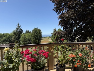 Welcome to this private oasis surrounded by magnificent trees - photo 14