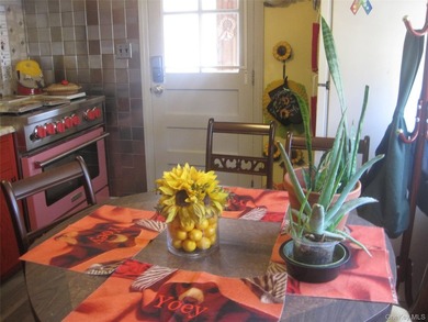 House Has *Good Bones* But Needs A Little Love. Attributes - photo 16