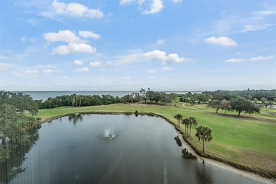 Wake up every day to a wraparound picture-postcard view. This - photo 26