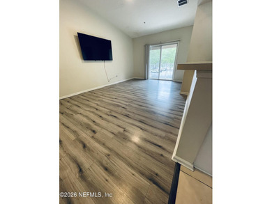 Move right into this charming condo located in the gated Manotak - photo 6