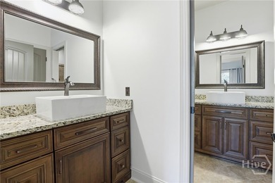 Welcome to luxury living in the highly sought-after Waterways - photo 27