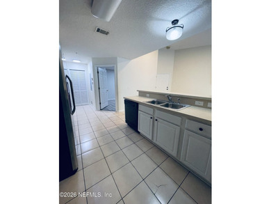 Move right into this charming condo located in the gated Manotak - photo 9