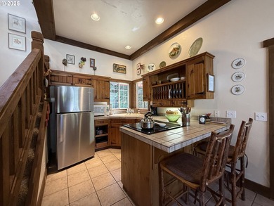 Welcome to this private oasis surrounded by magnificent trees - photo 34