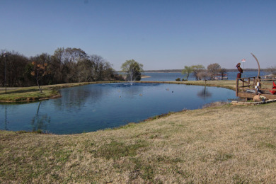 Waterfront Charm in East Texas - photo 5
