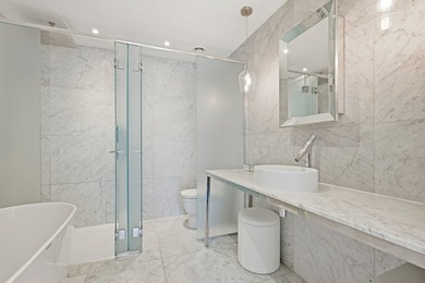 L'un des immeubles de condominiums les plus luxueux de - photo 13