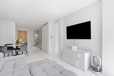 L'un des immeubles de condominiums les plus luxueux de - photo 17
