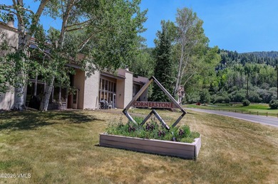 Wake up to mountain living at its best. Nestled in the heart of - photo 18