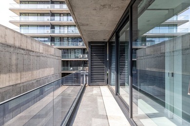 L'un des immeubles de condominiums les plus luxueux de - photo 20