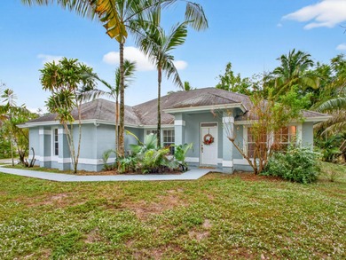 (private lake, pond, creek) Home For Sale in Loxahatchee Florida