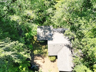 Rare opportunity to own a charming vintage lakefront home on - photo 2