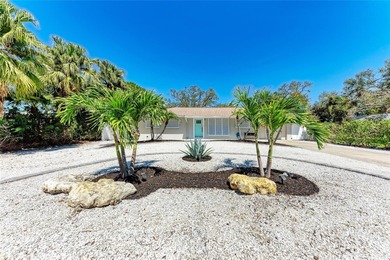 Manatee River Home Sale Pending in Palmetto Florida