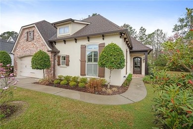 Lake Pontchartrain Home For Sale in Covington Louisiana