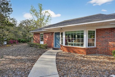 OWNER-OCCUPIED CUSTOM-BUILT 2 BEDROOM, 2 BATH HOME WITH LARGE - photo 10