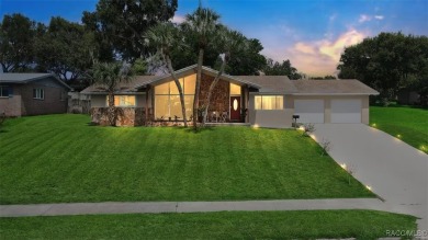 Lake Home For Sale in Auburndale, Florida
