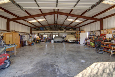 Waterfront Charm in East Texas - photo 10
