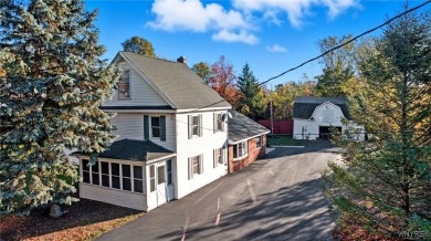 (private lake, pond, creek) Home For Sale in Medina New York