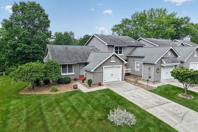 Welcome to 540 River Bend Drive in the desirable Fairways - photo 2