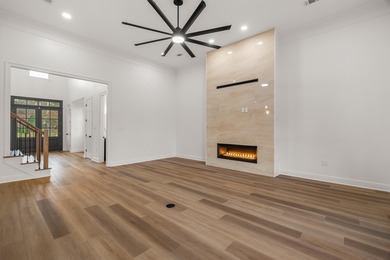 Lake Home For Sale in Hattiesburg, Mississippi