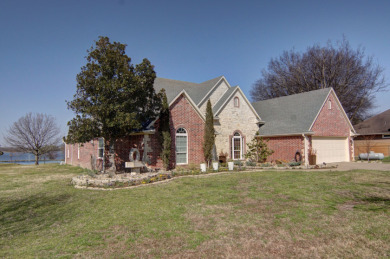 Lake Fork Home For Sale in Emory Texas
