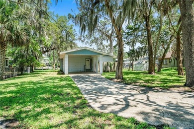 UNLEASH YOUR WATERFRONT VISION!! A Rare Opportunity Near the - photo 3