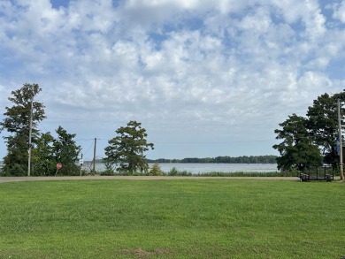 Lake Lot For Sale in Samburg, Tennessee