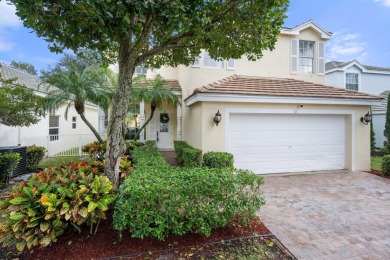 Lake Home For Sale in Royal Palm Beach, Florida