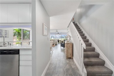 Seldom available, 1st & 2nd floor, TOWNHOUSE Style end-unit - photo 13