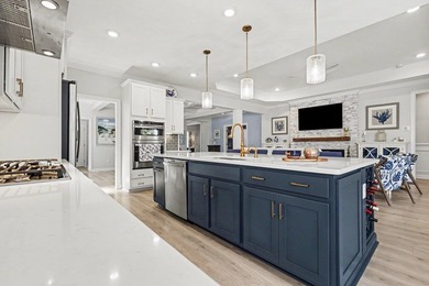Welcome to your dream home, a place to enjoy luxury living with - photo 19