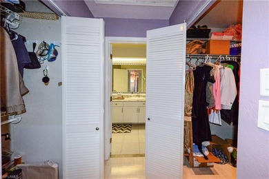 Beautifully renovated 2BR/2BA villa with 1,053 sq ft in - photo 31