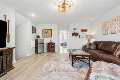 Welcome to your dream home, a place to enjoy luxury living with - photo 35