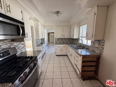 Every home has a story, and this one is ready for its next - photo 7