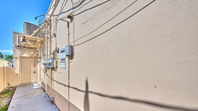 Excellent value-add investment opportunity in Riviera Beach! - photo 5