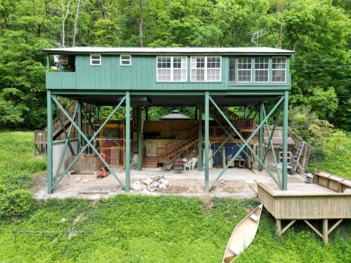 Lake Home For Sale in Harrodsburg, Kentucky