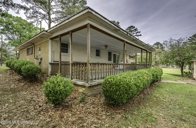 NEW PRICE!!! Welcome to this adorable home in Florence MS with a - photo 4