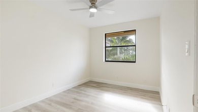 Top-Floor Corner Unit | All Ages | Rent Right Away! Experience - photo 14