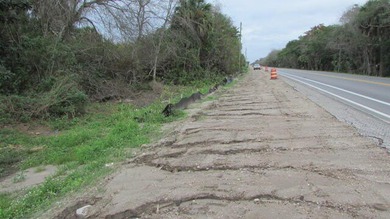 Waterfront Lot with Canal view 4.26 acres total area of lot 32 - photo 4