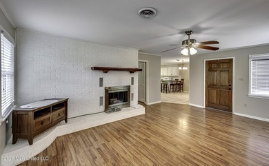NEW PRICE!!! Welcome to this adorable home in Florence MS with a - photo 7