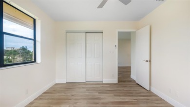 Top-Floor Corner Unit | All Ages | Rent Right Away! Experience - photo 21