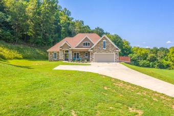 Douglas Lake Home Sale Pending in Dandridge Tennessee