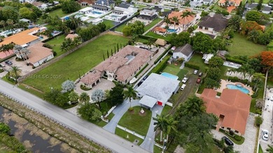 Welcome to your dream home where luxury meets entertainment! - photo 4