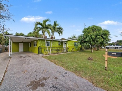 Welcome to your new home, ideally located in the heart of West - photo 1